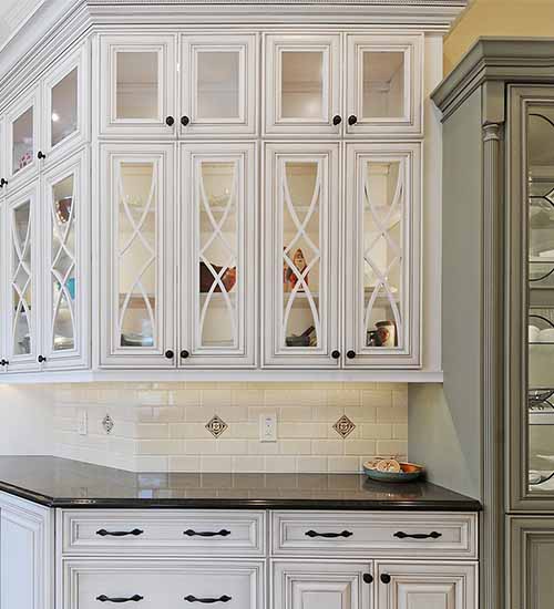 Anson Traditional Style Omega Cabinets